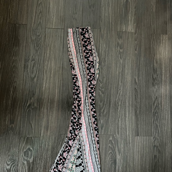 Hippy little flare - Picture 2 of 3